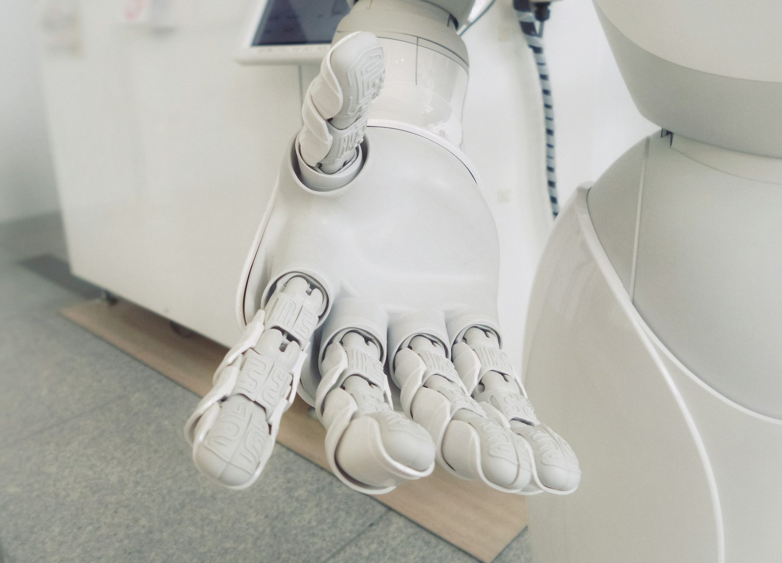 AI in Agriculture: Optimizing Crop Yields and Resource Management